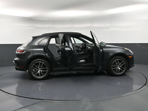 Certified 2023 Porsche Macan Turbo AWD/4WD image 35
