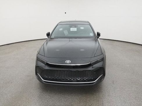 New 2026 Toyota Crown XLE image 15