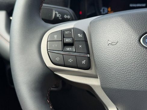 New 2026 Ford Explorer Active AWD/4WD image 10