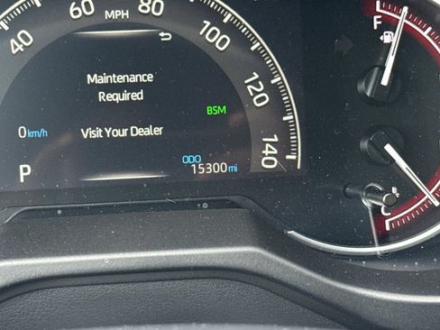 Certified 2025 Toyota RAV4 LE FWD image 41