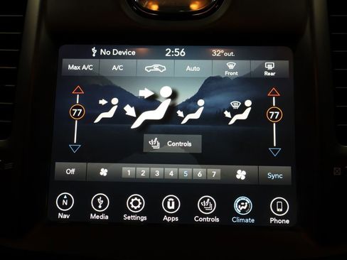 Certified 2018 Chrysler 300 S w/ 300S Premium Group image 30