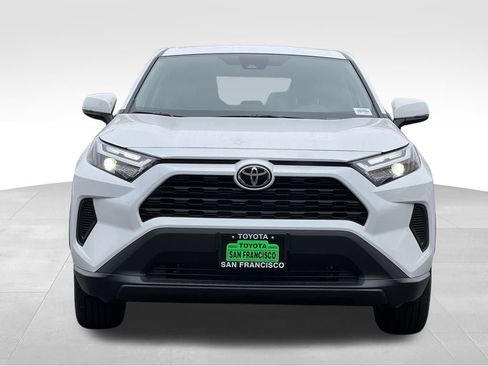 New 2025 Toyota RAV4 LE image 5