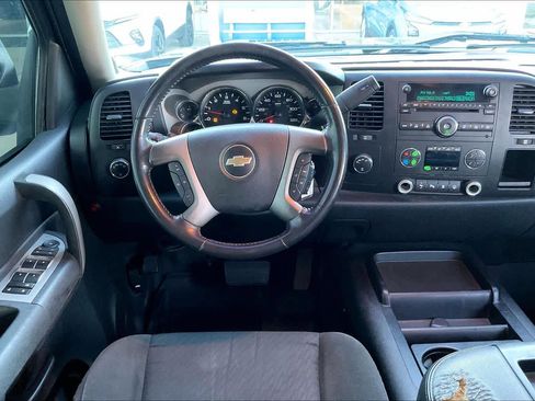 Used 2007 Chevrolet Silverado 1500 LT w/ 2LT Audio Package image 7