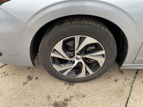 Used 2024 Subaru Legacy image 11