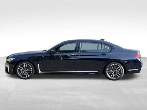 Used 2020 BMW 750i xDrive w/ Executive Package AWD/4WD image 4