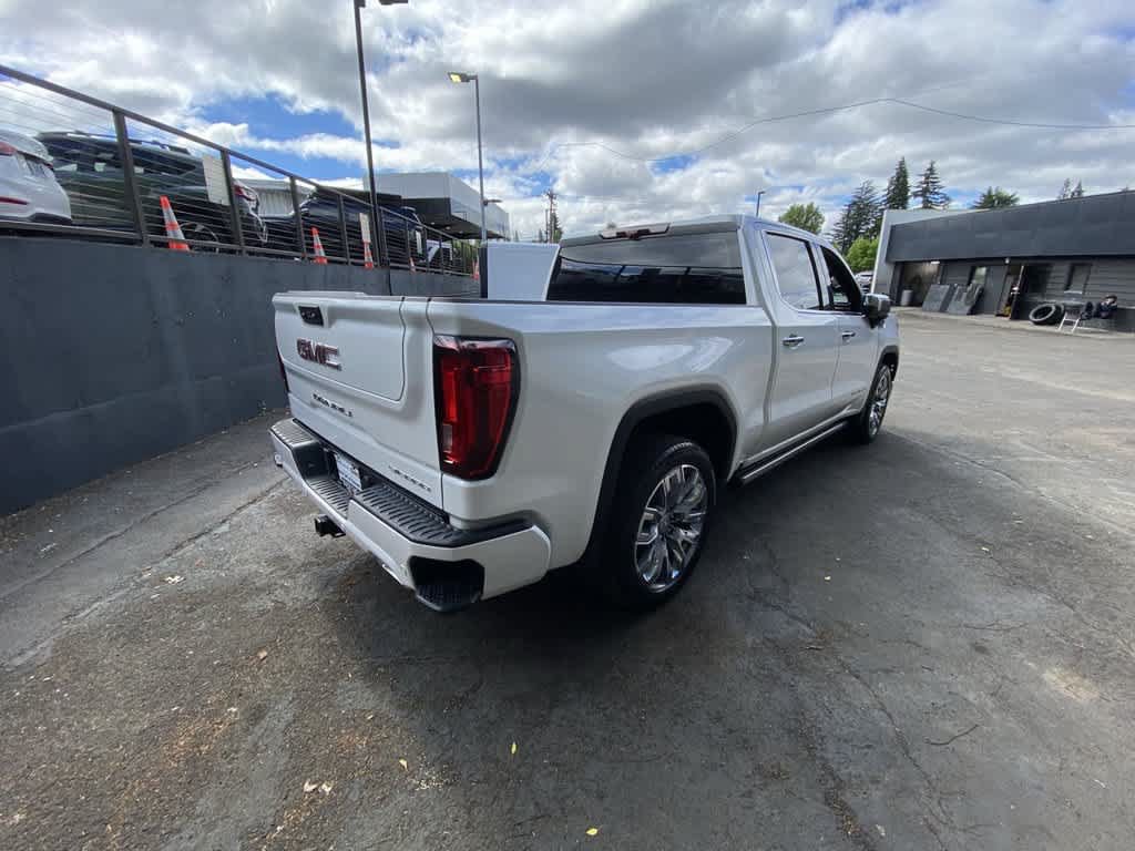 Used 2024 GMC Sierra 1500 Denali AWD/4WD image 6