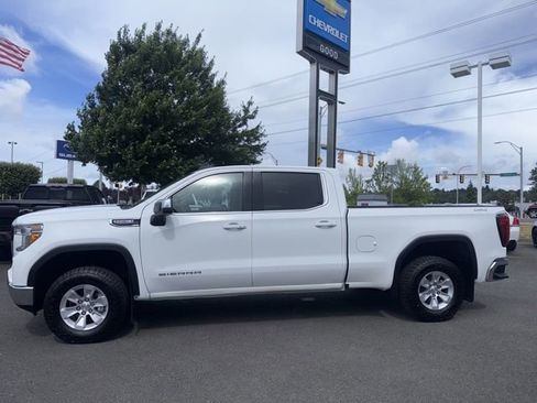 Used 2019 GMC Sierra 1500 SLE w/ SLE Convenience Package AWD/4WD image 2