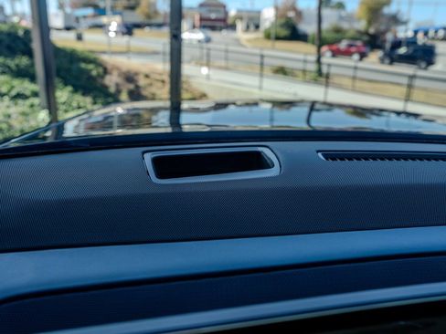 Used 2025 Cadillac Escalade IQ Luxury 2 image 10