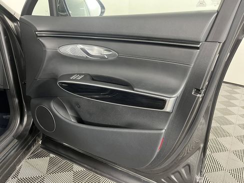 Used 2025 Genesis GV70 2.5T image 16