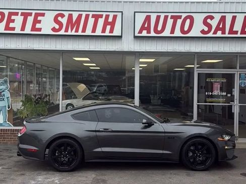 Used 2020 Ford Mustang GT w/ Equipment Group 301A image 4