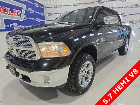 Used 2015 RAM 1500 Laramie w/ Convenience Group image 3