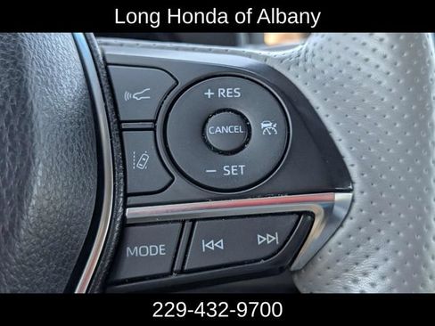 Used 2019 Toyota Avalon Limited FWD image 25