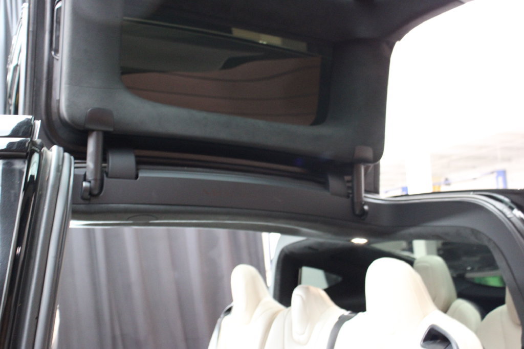 Used 2023 Tesla Model X AWD/4WD image 22
