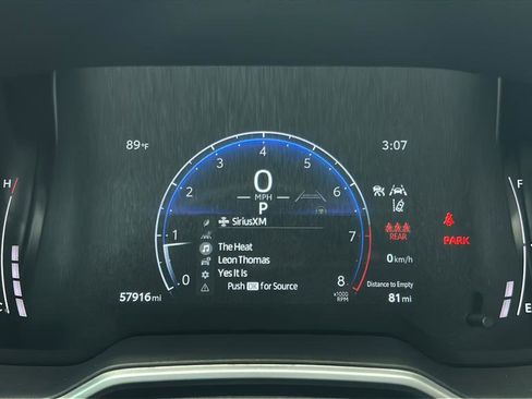 Used 2023 Toyota Corolla Cross XLE w/ Convenience Package FWD image 28