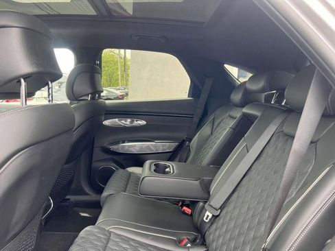 Used 2024 Genesis GV70 3.5T Sport w/ Sport Advanced Package image 15