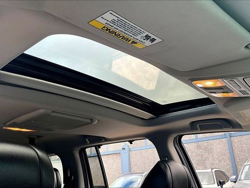 Used 2013 Honda Pilot Touring image 22