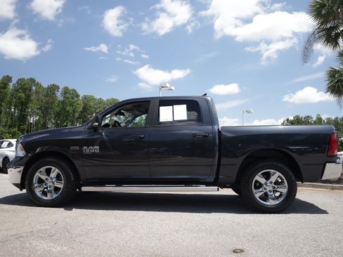 Used 2019 RAM 1500 Big Horn AWD/4WD image 2