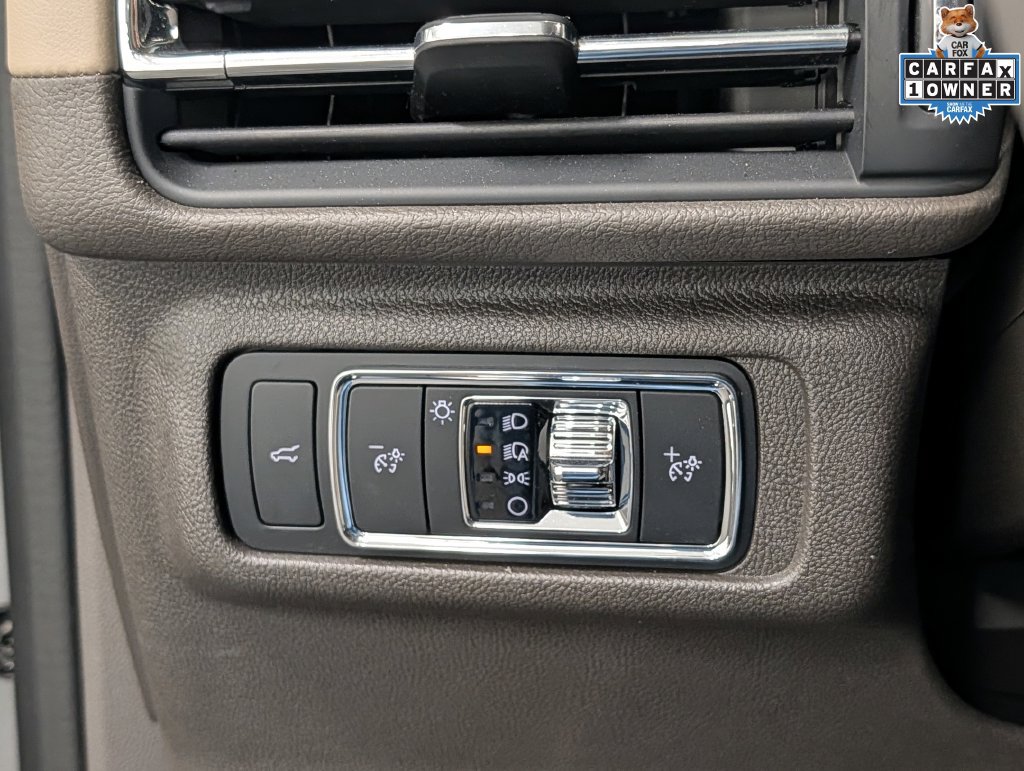 Used 2022 Lincoln Corsair AWD w/ Equipment Group 101A image 24