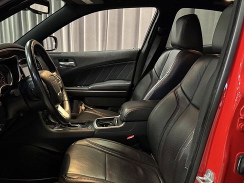 Used 2015 Dodge Charger SXT w/ Premium Group image 26