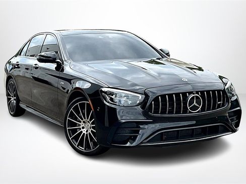 Used 2022 Mercedes-Benz E 53 AMG 4MATIC Sedan image 3