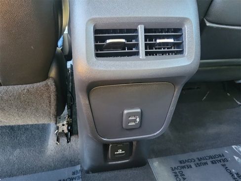 Used 2020 GMC Terrain SLT image 21