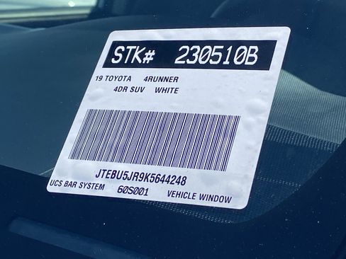 Used 2019 Toyota 4Runner TRD Off-Road Premium AWD/4WD image 34