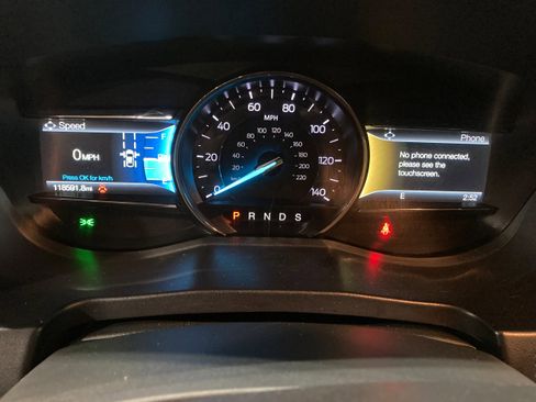 Used 2019 Ford Explorer XLT w/ Equipment Group 202A AWD/4WD image 22