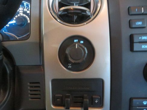 Used 2012 Ford F150 XLT w/ XLT Convenience Pkg RWD image 40