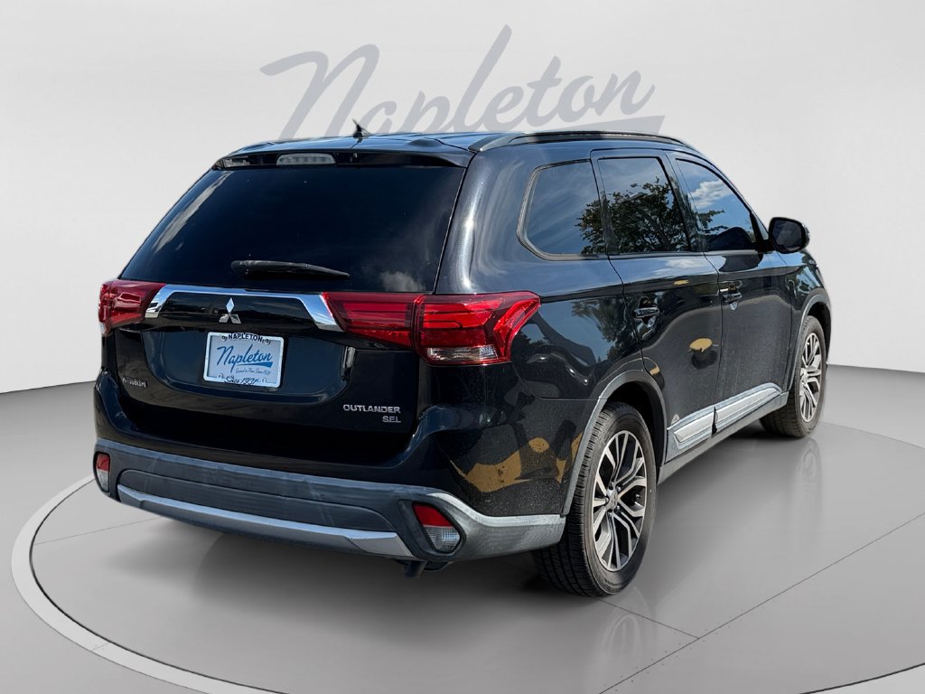 Used 2016 Mitsubishi Outlander SEL FWD image 6