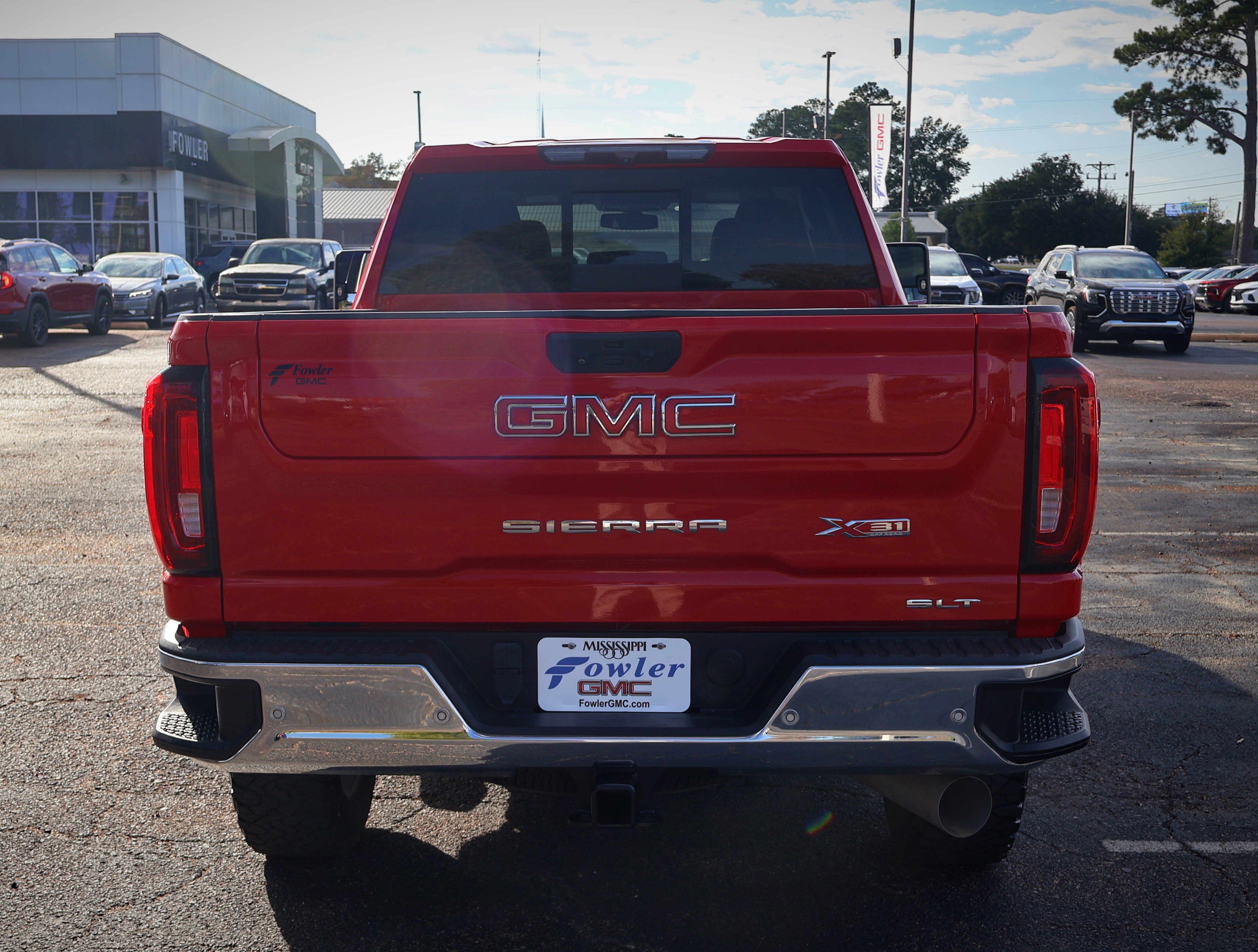 Used 2021 GMC Sierra 2500 SLT w/ SLT Premium Package AWD/4WD image 21