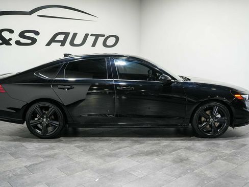 Used 2024 Honda Accord Sport image 6