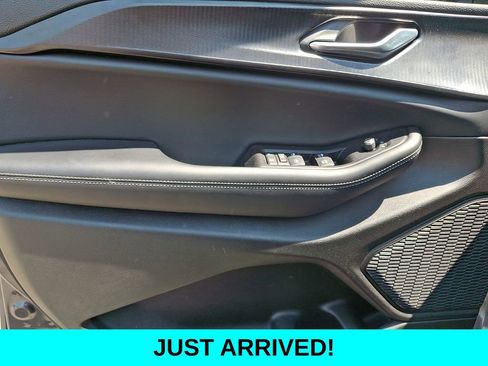 Used 2025 Jeep Grand Cherokee Laredo X w/ Luxury Tech Group I AWD/4WD image 13