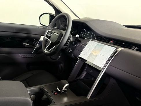 New 2025 Land Rover Discovery Sport S image 35