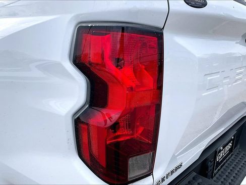 Used 2024 Chevrolet Colorado LT w/ LT Convenience Package RWD image 39
