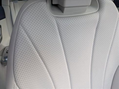 Certified 2023 Mercedes-Benz EQE 350+ 4MATIC Sedan w/ Pinnacle Trim Package image 21