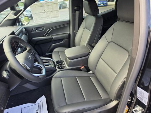 New 2026 Chevrolet Colorado Trail Boss AWD/4WD image 8