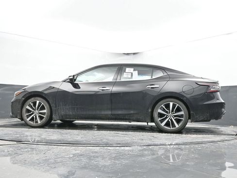 Used 2023 Nissan Maxima SL image 46