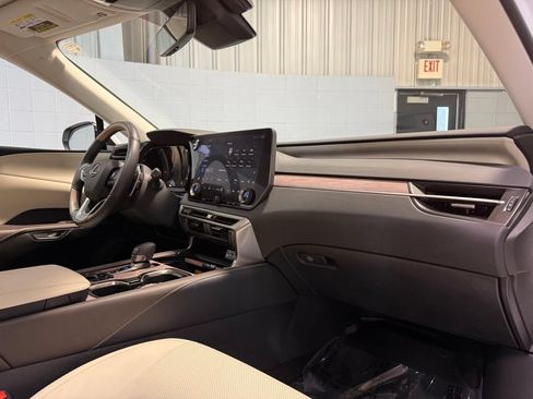 Used 2024 Lexus RX 350 Premium w/ Convenience Package AWD/4WD image 19