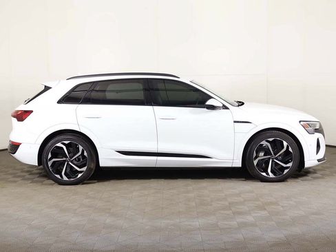 Used 2024 Audi Q8 e-tron Prestige w/ Prestige Package AWD/4WD image 23