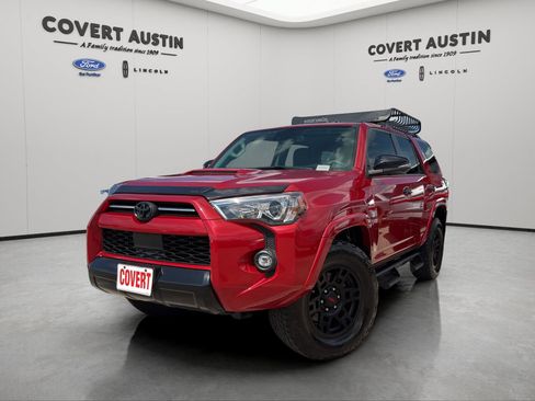 Used 2021 Toyota 4Runner Venture w/ Moonroof Package AWD/4WD image 1