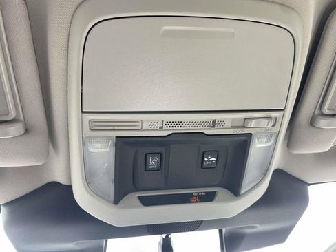 Used 2024 Subaru Forester AWD/4WD image 33