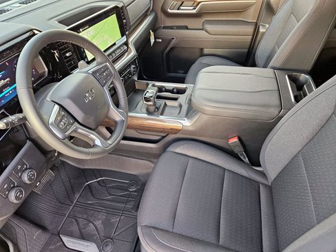 New 2026 Chevrolet Silverado 1500 RST w/ Texas Edition Plus AWD/4WD image 18