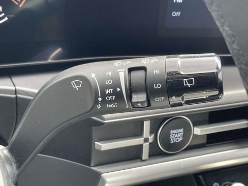 Certified 2025 Hyundai Santa Fe SEL image 14