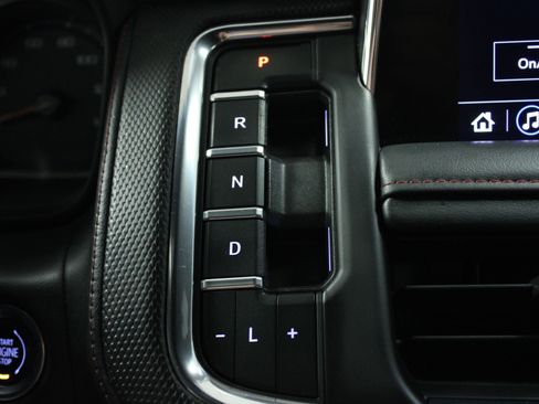 Used 2021 Chevrolet Tahoe RST w/ Luxury Package image 24