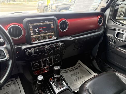 Used 2020 Jeep Wrangler Unlimited Rubicon AWD/4WD image 40