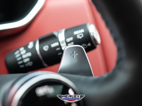 Used 2020 Land Rover Range Rover Autobiography image 26