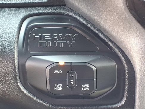 Used 2025 RAM 2500 Big Horn AWD/4WD image 7
