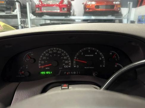 Used 2001 Ford F150 XL AWD/4WD image 91