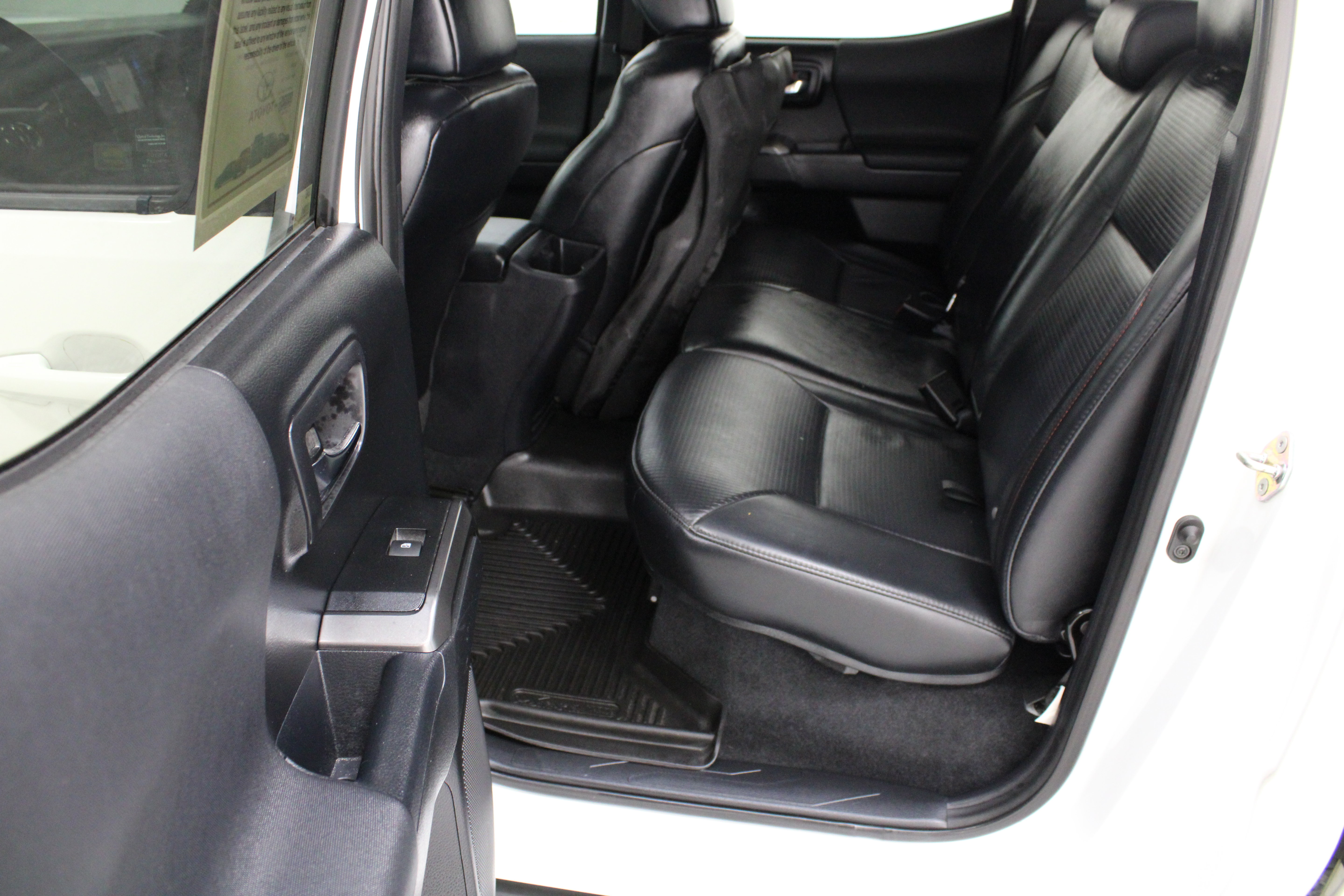 Used 2019 Toyota Tacoma TRD Pro AWD/4WD image 33