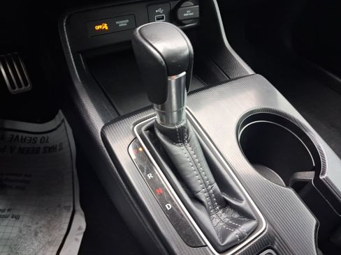 Used 2023 Honda Civic Sport image 14